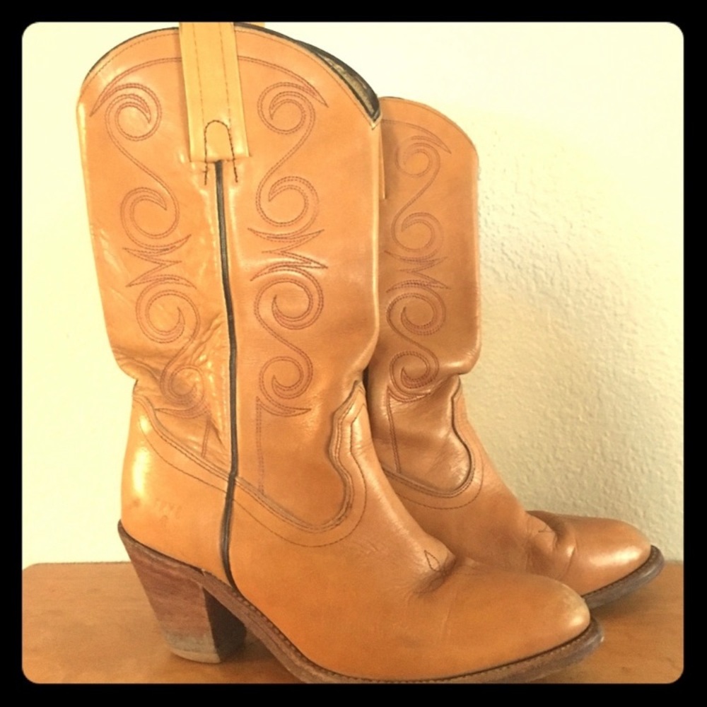 Distressed FRYE leather Cowboy boots